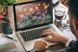 Choose From Hundreds of Casino 4 Choose From Hundreds of Casino 4